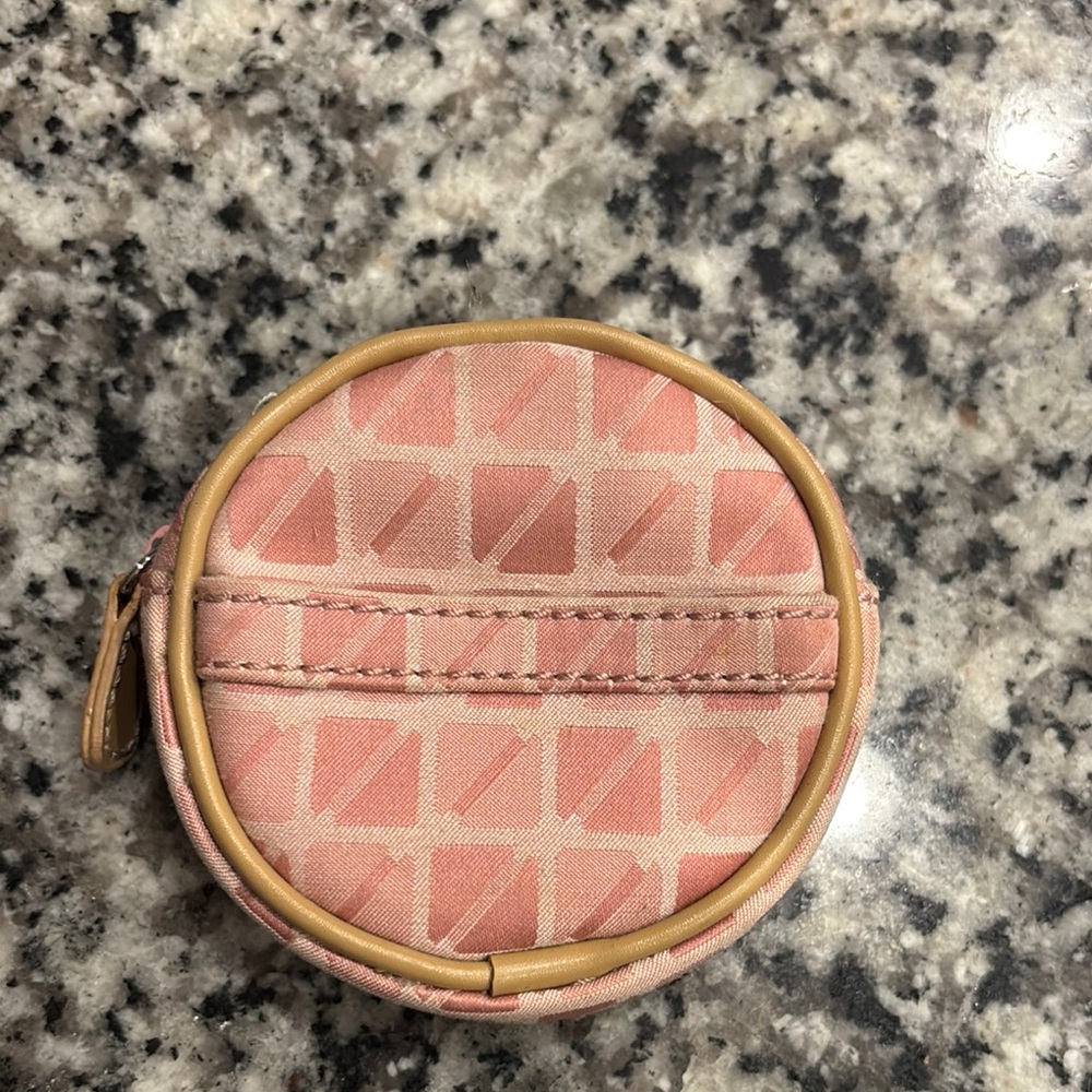 Nine and Company Change Purse EUC